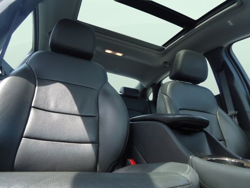 Used 2020 Chevrolet Malibu Premier FWD image 30