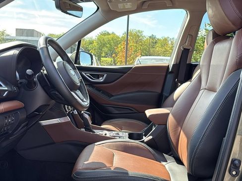 Certified 2023 Subaru Forester Touring AWD/4WD image 12
