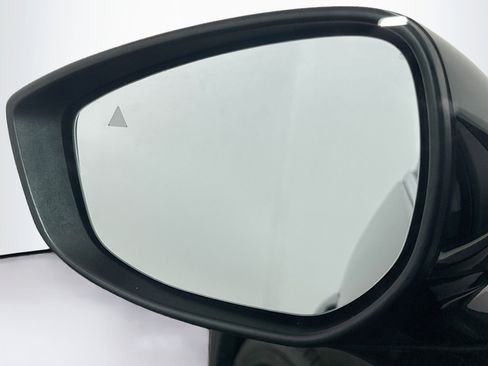 Used 2024 MAZDA MAZDA3 s FWD image 16