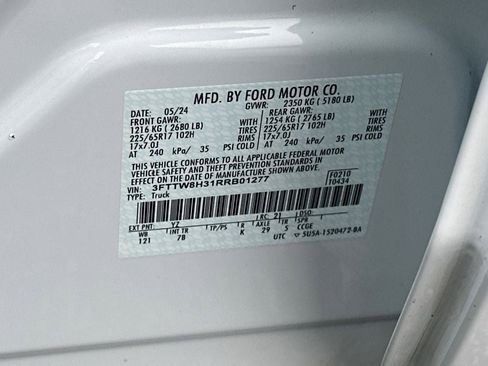 Certified 2024 Ford Maverick XLT image 34