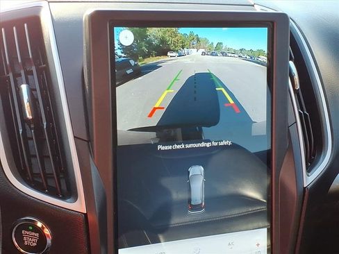 Used 2023 Ford Edge SEL image 22