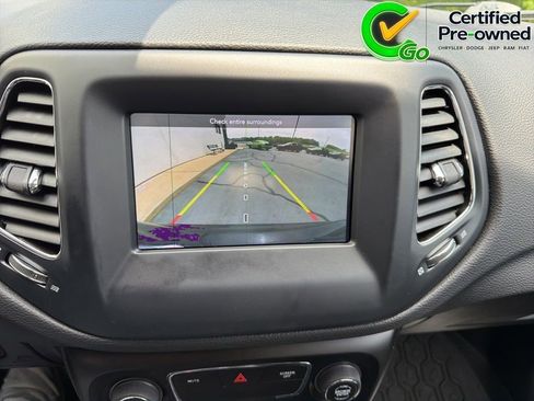Used 2021 Jeep Compass Latitude FWD image 68