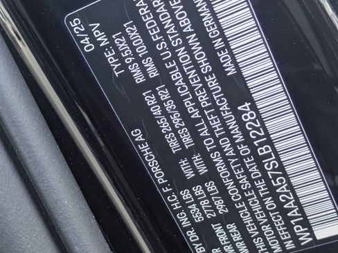 New 2025 Porsche Macan image 29