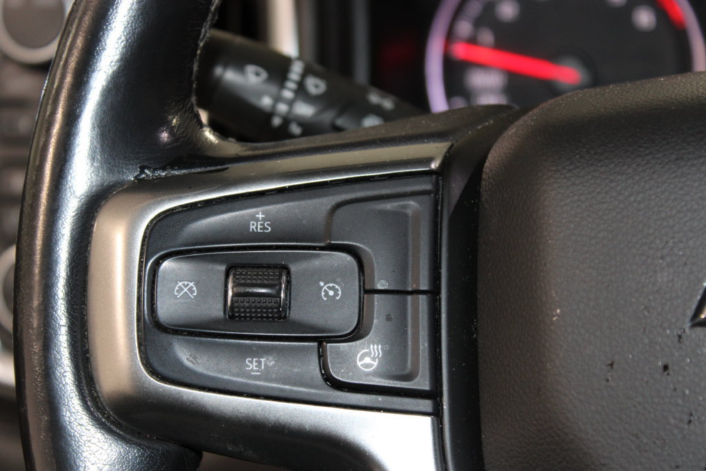 Used 2020 Chevrolet Silverado 1500 LT Trail Boss AWD/4WD image 17