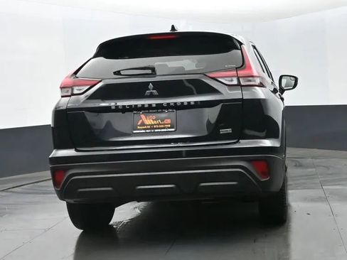 Used 2024 Mitsubishi Eclipse Cross LE AWD/4WD image 8