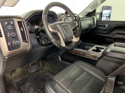 Used 2015 GMC Sierra 2500 Denali w/ Duramax Plus Package image 22