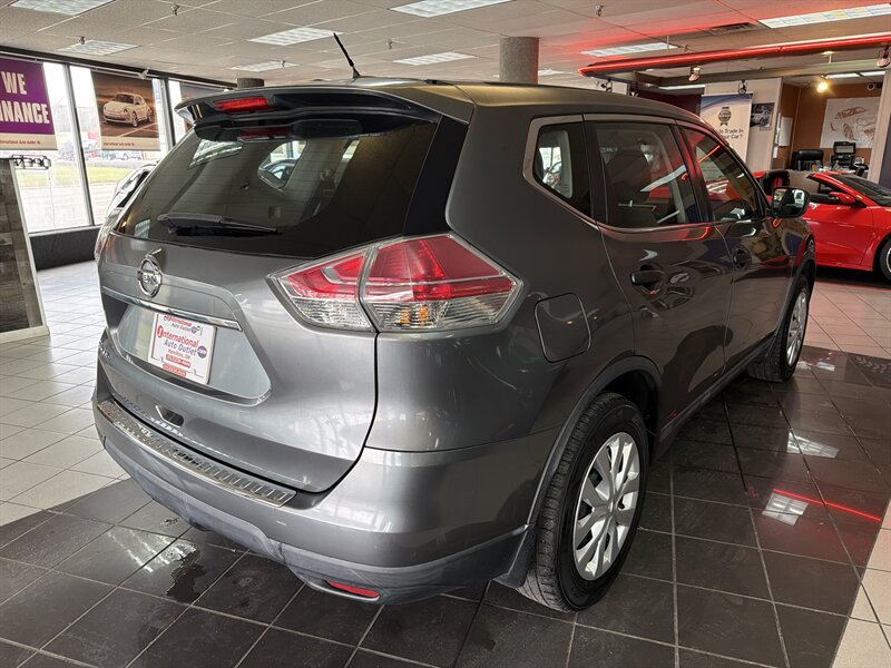 Used 2016 Nissan Rogue S FWD image 6