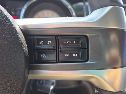 Used 2011 Ford Mustang GT Premium w/ Electronics Pkg RWD image 21