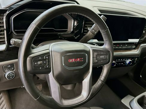 Used 2024 GMC Sierra 1500 Elevation image 18