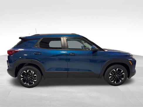 Used 2021 Chevrolet TrailBlazer LT w/ Convenience Package FWD image 49