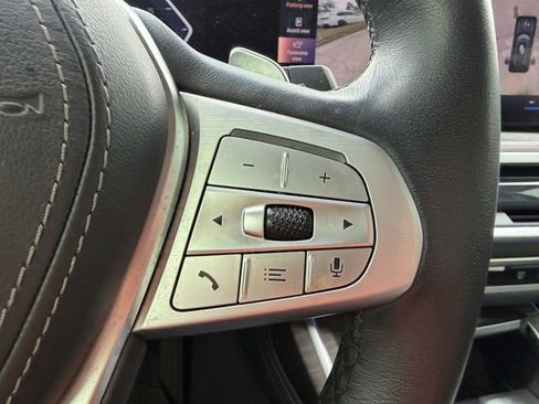 Certified 2023 BMW X7 xDrive40i w/ Premium Package image 28