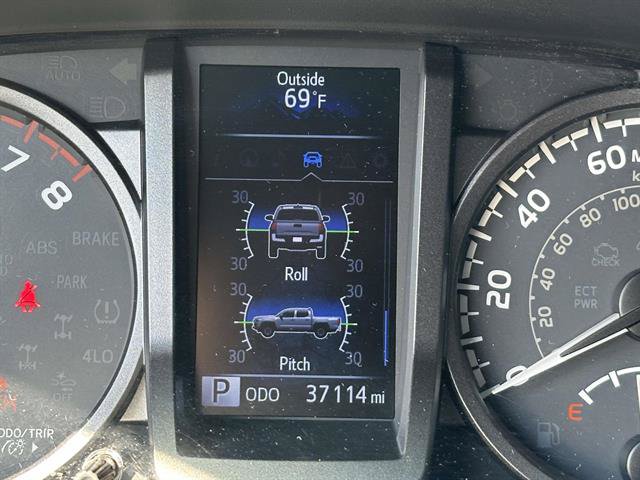 Used 2019 Toyota Tacoma TRD Off-Road AWD/4WD image 36