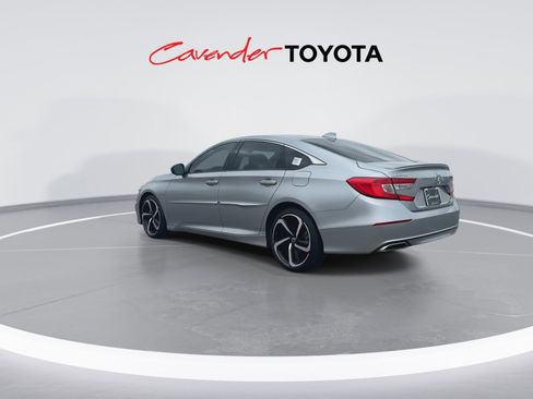 Used 2019 Honda Accord Sport image 6