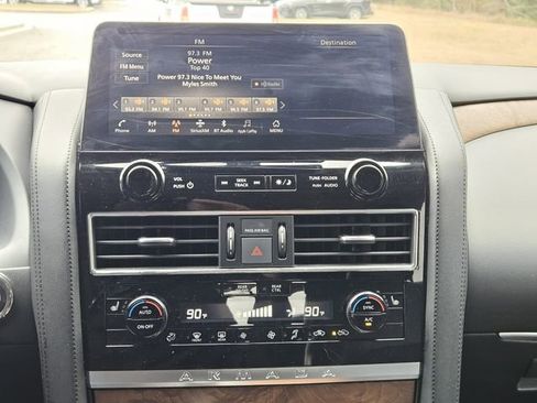 Certified 2023 Nissan Armada SL w/ Captain's Chairs Package image 22