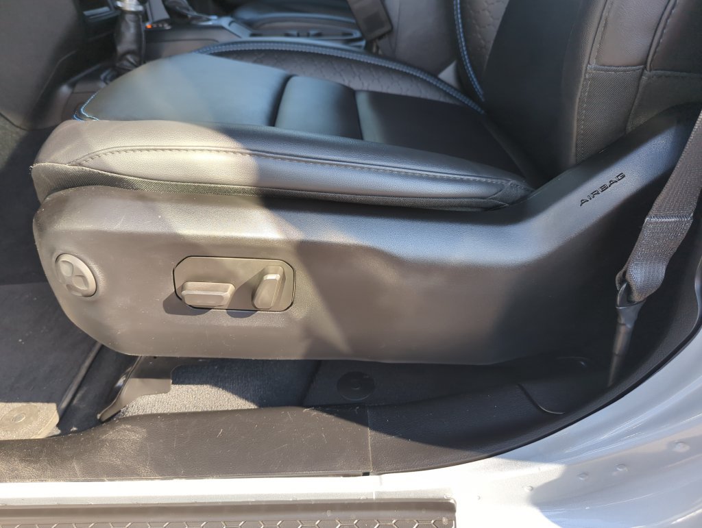 Used 2024 Jeep Wrangler High Altitude AWD/4WD image 10