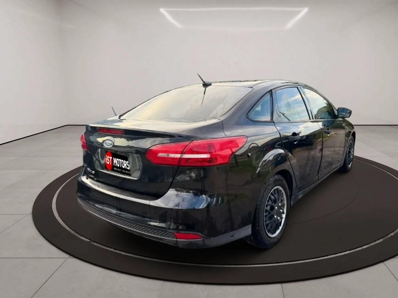 Used 2017 Ford Focus S FWD image 5