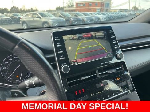 Used 2019 Toyota Avalon XSE w/ All Weather Liner Package FWD image 25
