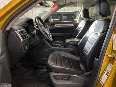 Used 2018 Volkswagen Atlas SEL Premium image 9