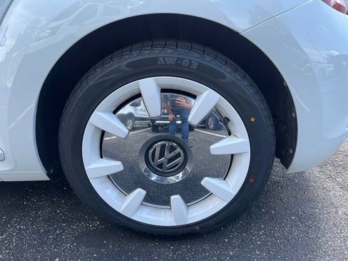 Used 2019 Volkswagen Beetle 2.0T Final Edition SEL FWD image 31