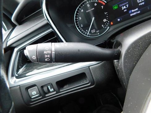 Used 2020 Cadillac XT5 Premium Luxury image 32