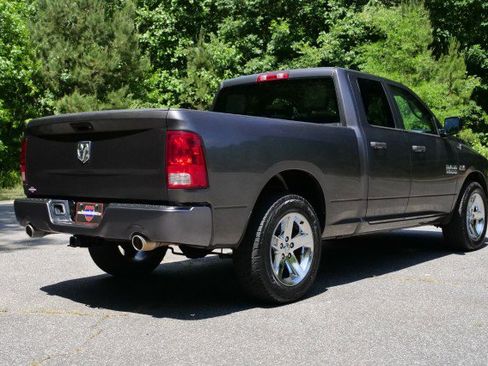 Used 2014 RAM 1500 Express RWD image 14