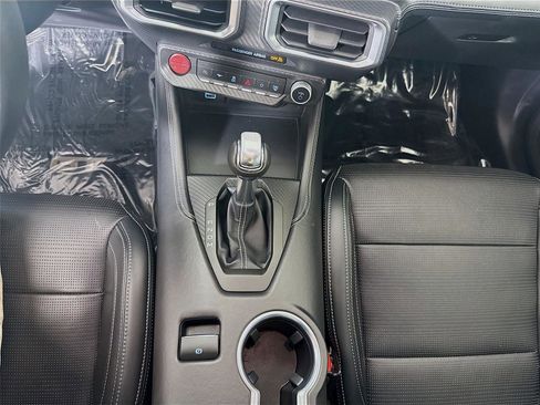 Used 2025 Ford Mustang GT Premium image 11