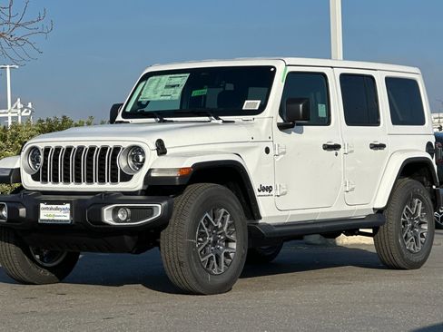 New 2026 Jeep Wrangler Sahara image 8
