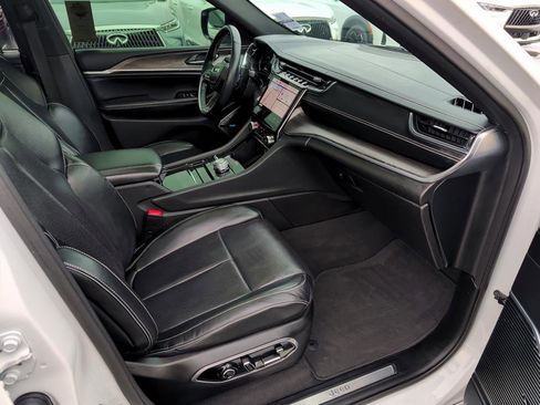 Used 2021 Jeep Grand Cherokee L Overland w/ Luxury Tech Group IV image 12