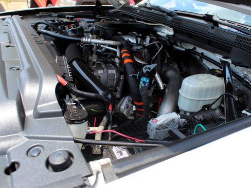 Used 2015 GMC Sierra 3500 Denali image 38