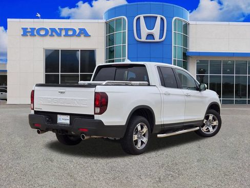 Used 2024 Honda Ridgeline RTL image 3