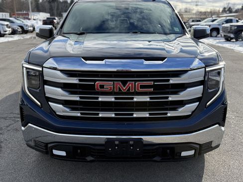 Used 2023 GMC Sierra 1500 SLE image 2