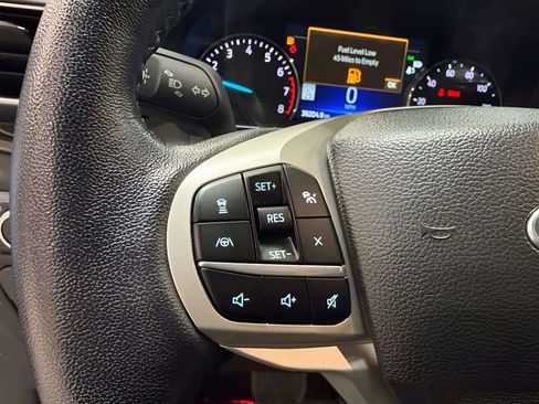 Used 2023 Ford Explorer Limited RWD image 26