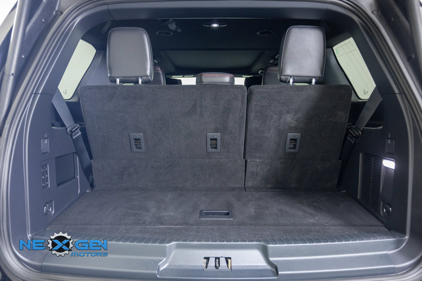 Used 2024 Ford Expedition Limited AWD/4WD image 37