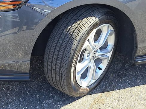 Used 2025 Honda Accord LX image 34