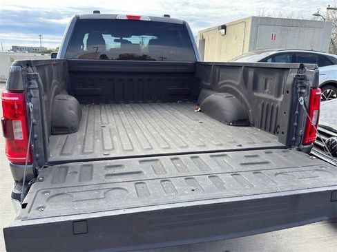 Used 2022 Ford F150 XLT image 11