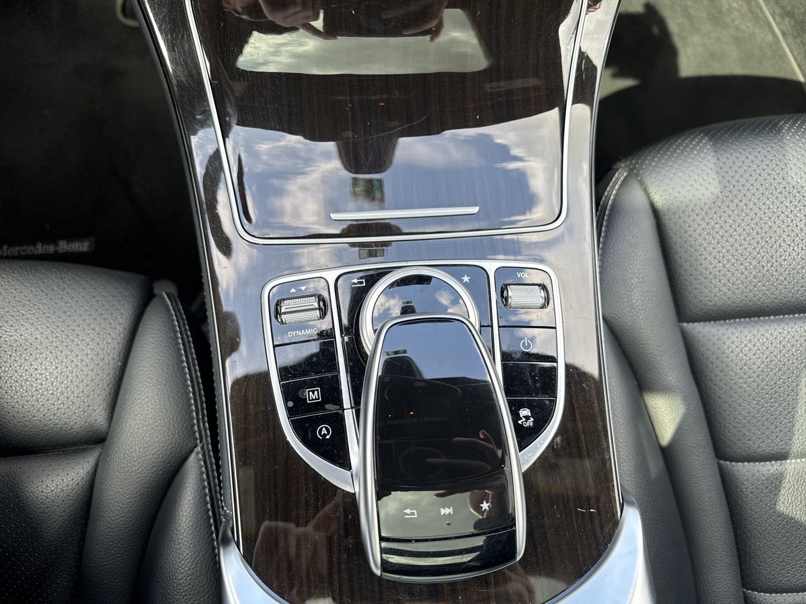Used 2017 Mercedes-Benz GLC 300 4MATIC image 21