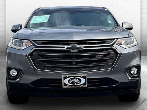 Used 2019 Chevrolet Traverse RS FWD image 2