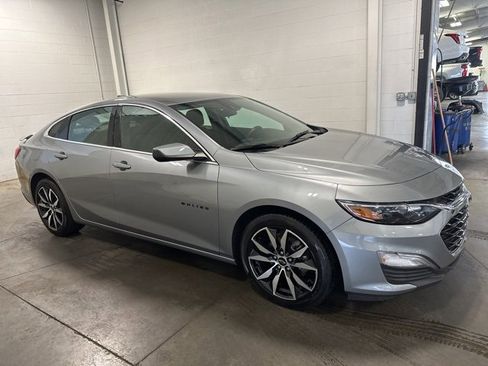 Used 2024 Chevrolet Malibu RS image 3