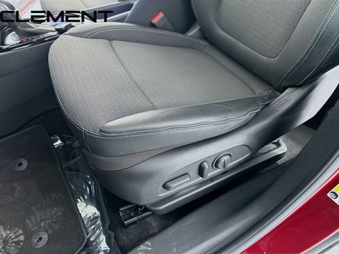 Used 2023 Buick Encore GX Preferred w/ Cold Weather Comfort Package image 27