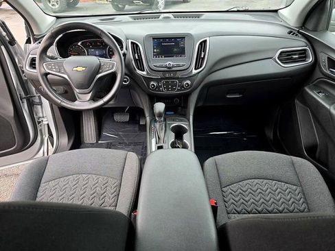 Used 2022 Chevrolet Equinox LT image 19