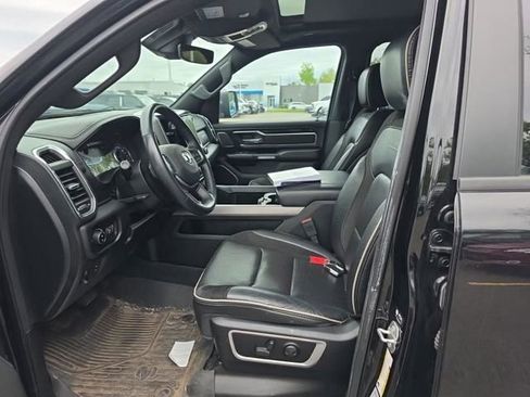 Used 2022 RAM 1500 Laramie AWD/4WD image 11