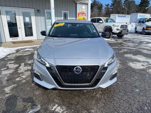 Used 2022 Nissan Altima 2.5 SR FWD image 10