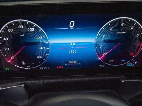 Used 2026 Mercedes-Benz GLB 250 4MATIC image 28