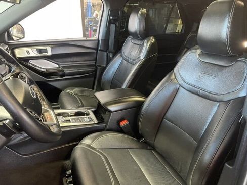 Used 2024 Ford Explorer ST w/ Equipment Group 401A image 7