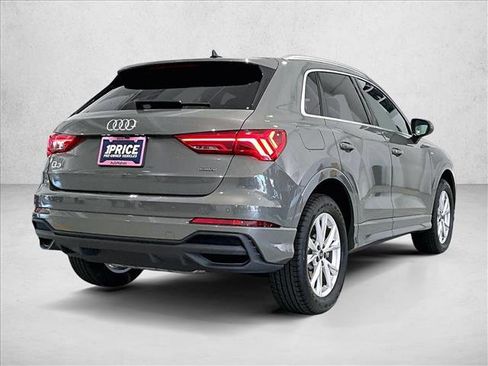 Used 2024 Audi Q3 2.0T Premium w/ Convenience Package AWD/4WD image 2