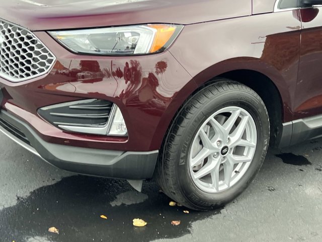 Certified 2024 Ford Edge SEL w/ Convenience Package AWD/4WD image 8