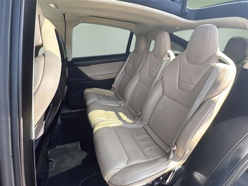 Used 2016 Tesla Model X 90D AWD/4WD image 26