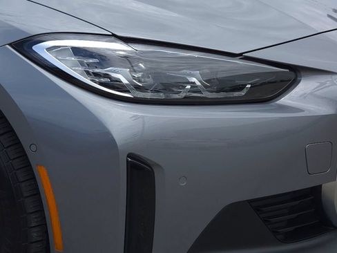 Used 2023 BMW i4 eDrive35 w/ Premium Package RWD image 5