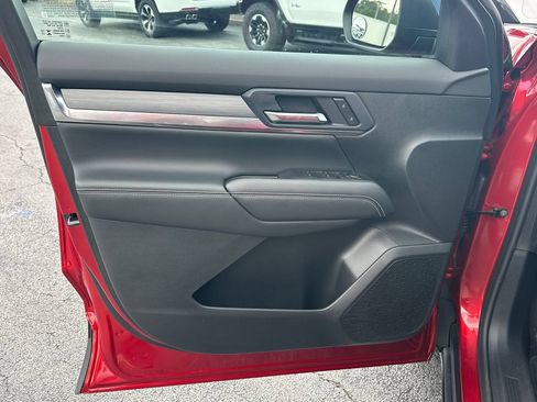 Used 2025 GMC Terrain Elevation FWD image 11