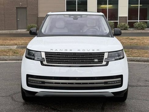 Certified 2023 Land Rover Range Rover SE image 8